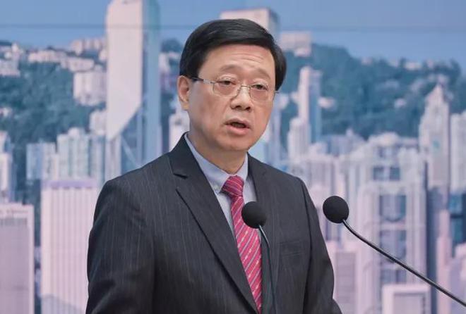 诚！四面楚歌已没有转圜的余地凯发K8旗舰店APP别了李嘉(图2)